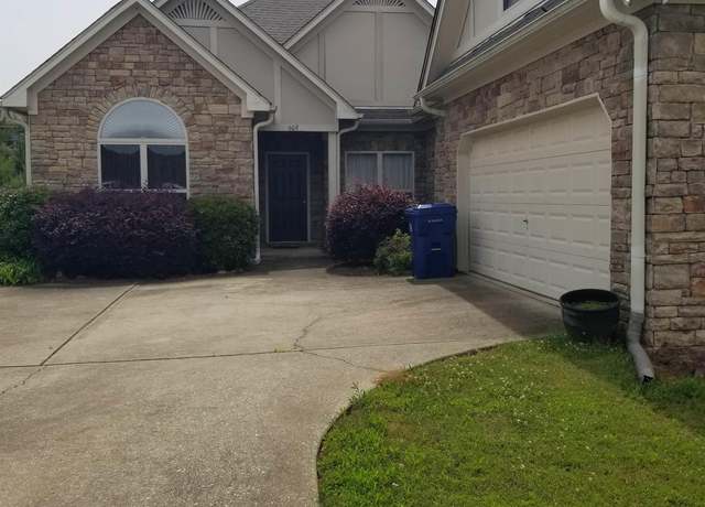 Property at 609 Deerwood Dr, Pell City, AL 35125, 4 beds, 2 baths