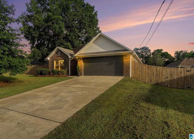 Property at 3427 Burke Meadow Cir, Fultondale, AL 35068, 3 beds, 2 baths