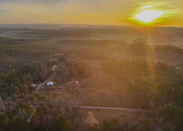 Property at 1129 County Road 252, Clanton, AL 35046, 4 beds, 3 baths