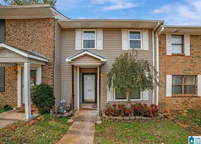 Property at 2302 Cheshire Dr, Birmingham, AL 35235, 2 beds, 1.5 baths