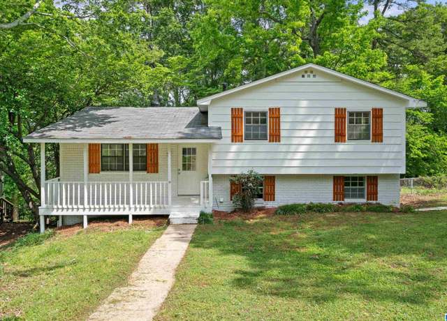 Property at 1712 Sonia Dr, Birmingham, AL 35235, 3 beds, 2 baths