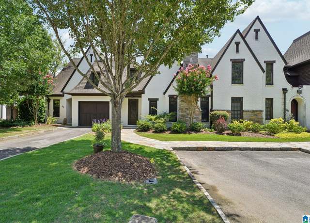 Property at 373 Heritage Dr, Hoover, AL 35216, 3 beds, 3 baths