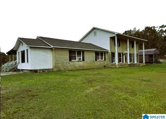 Property at 866 County Road 44, Jemison, AL 35085, 4 beds, 2.5 baths