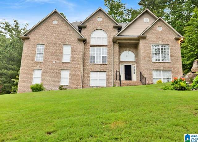 Property at 1025 Brooke Ln, Trussville, AL 35173, 3 beds, 1.5 baths