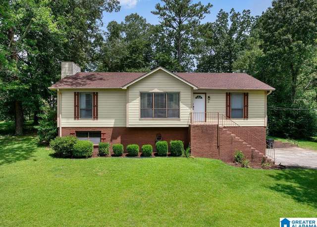 Property at 6 Candlelight Ln, Irondale, AL 35210, 3 beds, 2 baths