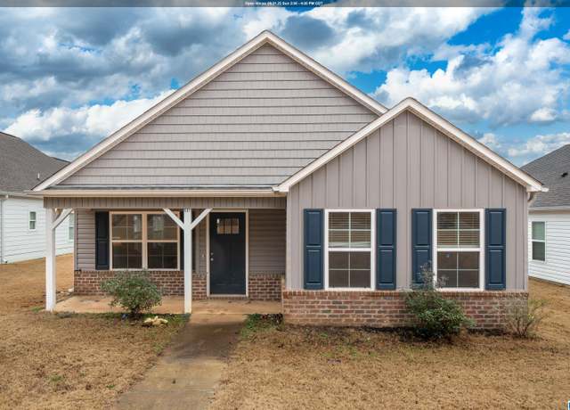 Property at 531 E 6th Ave, Oneonta, AL 35121, 3 beds, 2 baths