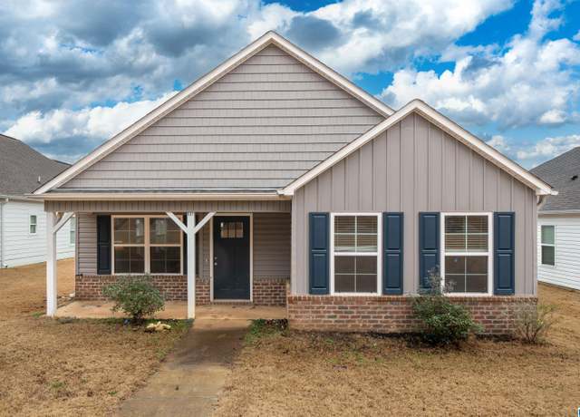 Property at 531 E 6th Ave, Oneonta, AL 35121, 3 beds, 2 baths