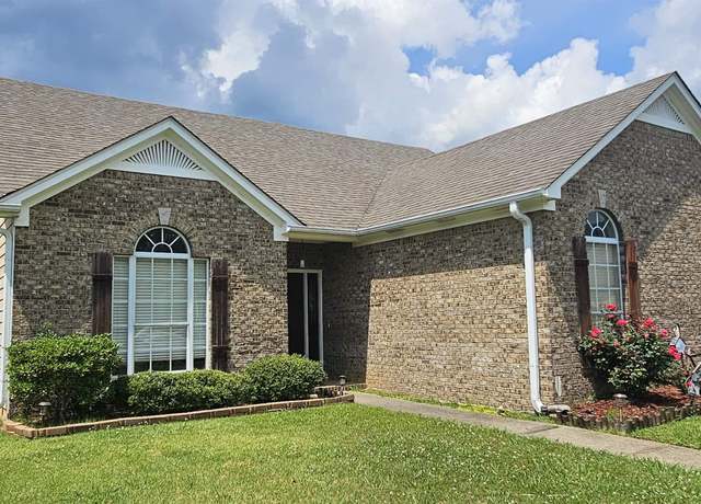 Property at 5911 Marchester Cir, Pinson, AL 35126, 3 beds, 2.5 baths
