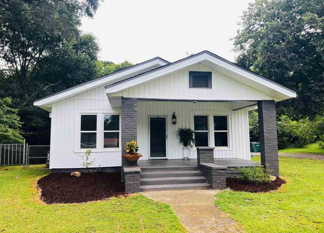 Property at 508 Magnolia St, Lincoln, AL 35096, 3 beds, 2 baths