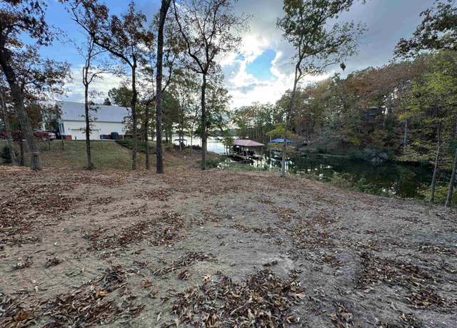 Property at 70 Volunteers Cir #70, Sylacauga, AL 35151