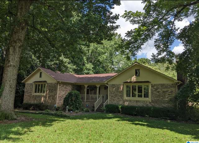 Property at 291 Twin Oaks Dr, Blountsville, AL 35031, 4 beds, 3 baths