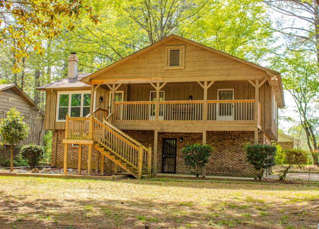 Property at 2008 Roberta Rd, Birmingham, AL 35214, 3 beds, 2 baths