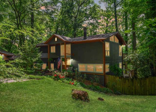Property at 3120 Paradise Acres, Hoover, AL 35244, 5 beds, 4 baths