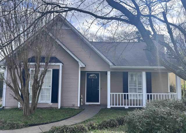 Property at 108 Park Place Ln, Alabaster, AL 35007, 3 beds, 2 baths
