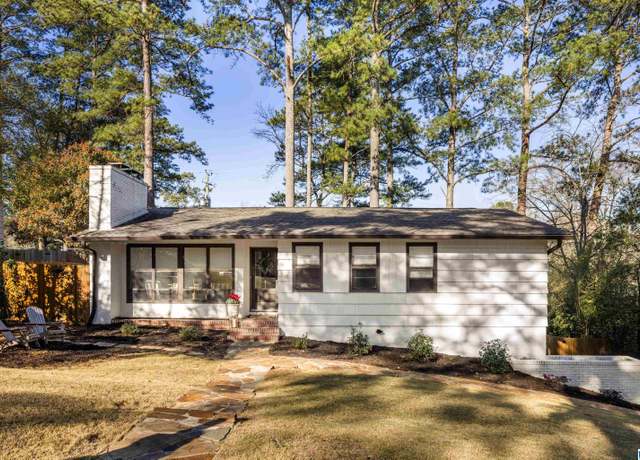 Property at 140 Glenview Dr, Birmingham, AL 35213, 3 beds, 2 baths