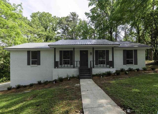 Property at 1006 Cannon Cir, Birmingham, AL 35235, 3 beds, 2 baths