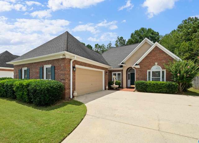Property at 109 Paradise Lake Rd, Hoover, AL 35244, 3 beds, 2 baths