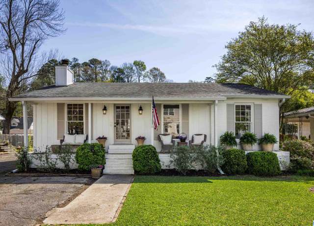 Property at 909 Broadway St, Homewood, AL 35209, 3 beds, 2 baths