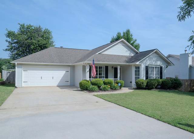 Property at 2304 Russet Meadows Ter, Hoover, AL 35244, 3 beds, 2 baths