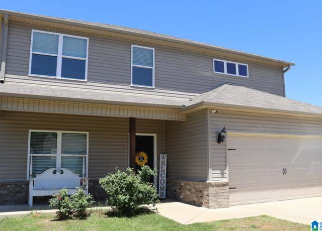 Property at 690 Deerwood Dr, Pell City, AL 35125, 5 beds, 2.5 baths