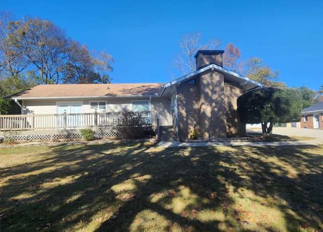 Property at 1828 Canyon Rd, Vestavia Hills, AL 35216, 3 beds, 2 baths