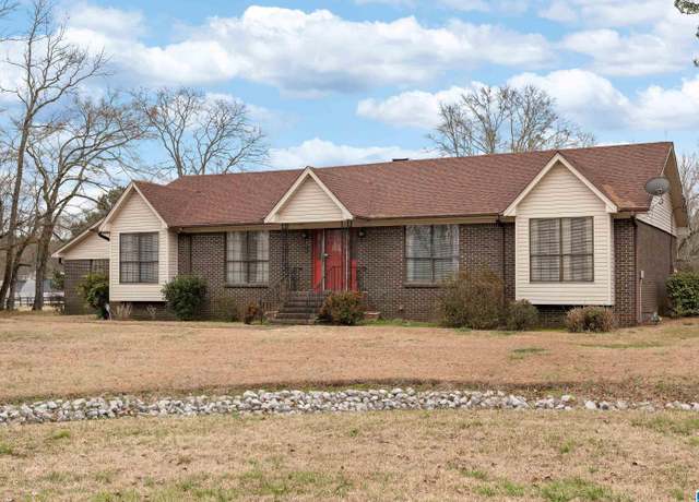 Property at 310 Highway 202, Calera, AL 35040, 3 beds, 2 baths