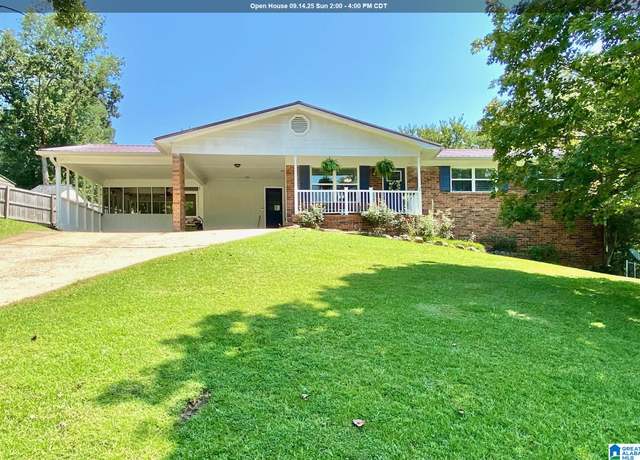 Property at 4905 Ashlawn Dr, Anniston, AL 36206, 3 beds, 2 baths