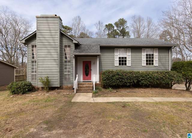 Property at 3240 Larabee Ln, Bessemer, AL 35023, 3 beds, 2 baths