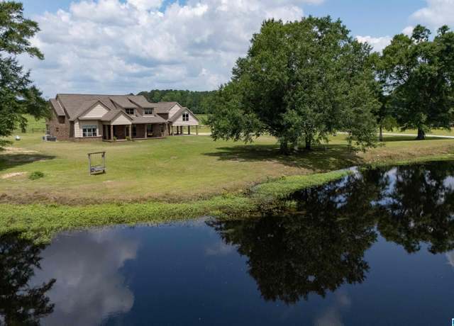Property at 511 Mehearg Rd, Wetumpka, AL 36092, 4 beds, 3 baths