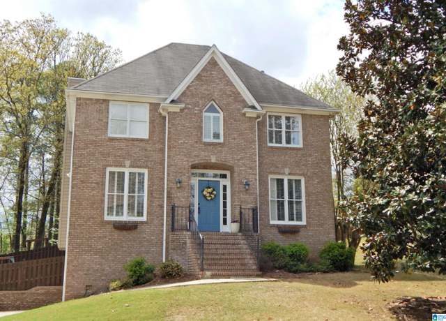 Property at 1612 Russet Crest Cir, Hoover, AL 35244, 3 beds, 3.5 baths