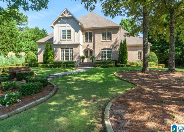 Property at 1216 Legacy Dr, Hoover, AL 35242, 5 beds, 4 baths