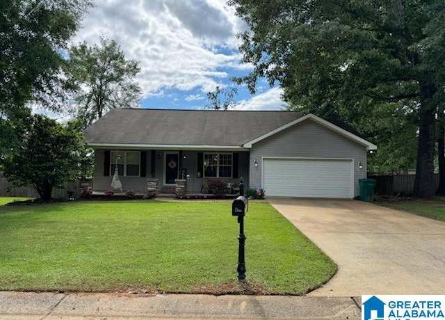 Property at 13925 Roanoke Dr, Cottondale, AL 35453, 3 beds, 2 baths