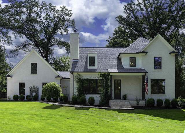 Property at 2437 Kenvil Cir, Vestavia Hills, AL 35243, 4 beds, 2.5 baths