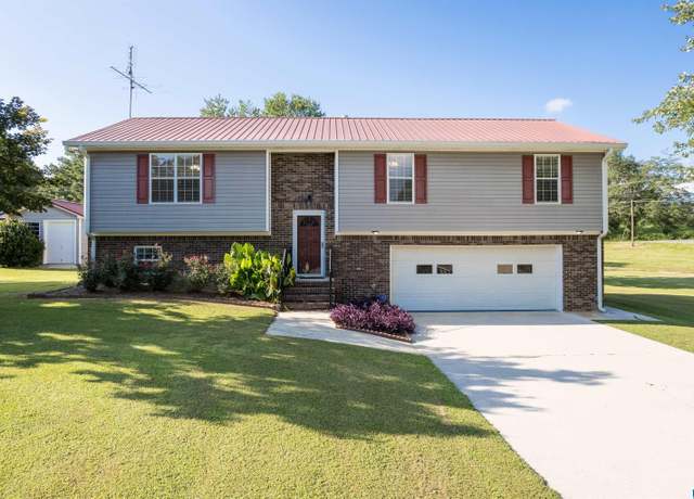 Property at 1518 SE 5th St, Cullman, AL 35055, 4 beds, 3 baths