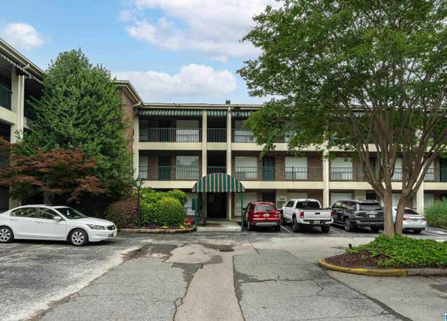 Property at 57 Hanover Cir S #313, Birmingham, AL 35205, 1 bed, 1 bath