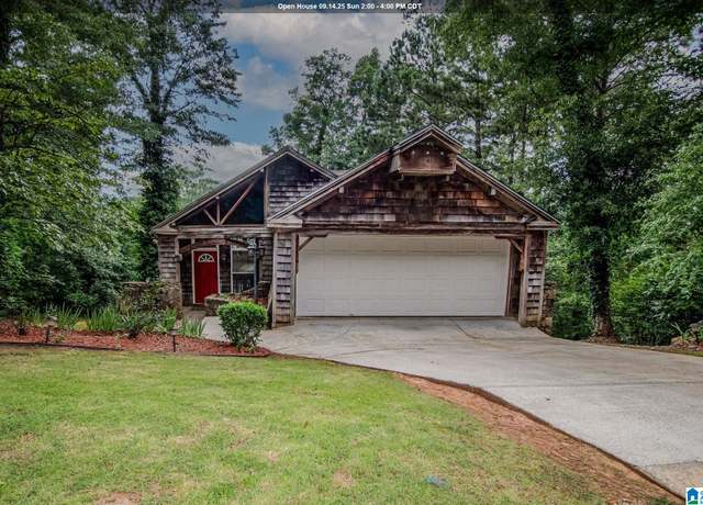 Property at 28 Fairway Chase, Anniston, AL 36207, 3 beds, 2 baths
