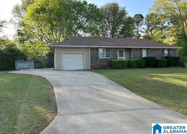 Property at 385 Cloverdale Dr, Sylacauga, AL 35150, 3 beds, 2 baths