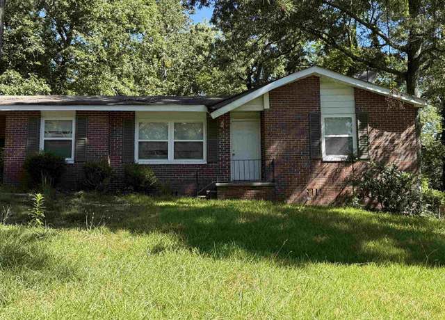 Property at 424 13th Ct NW, Center Point, AL 35215, 3 beds, 1 bath