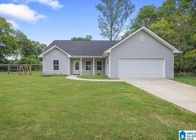 Property at 1893 Deborah Dr, Calera, AL 35040, 3 beds, 2 baths