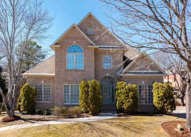 Property at 5045 Emerald Ct, Hoover, AL 35244, 4 beds, 3.5 baths