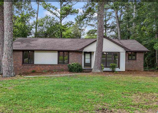 Property at 2104 11th Pl NW, Birmingham, AL 35215, 3 beds, 2 baths