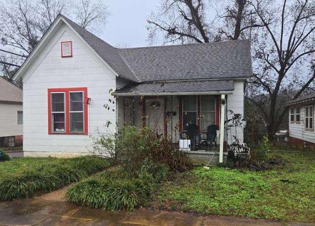 Property at 3815 Banks St, Brighton, AL 35020, 3 beds, 1 bath