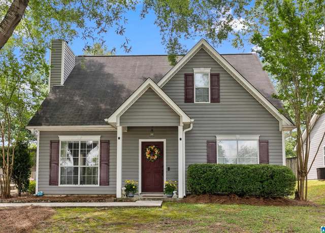 Property at 246 Park Place Way, Alabaster, AL 35007, 3 beds, 2 baths