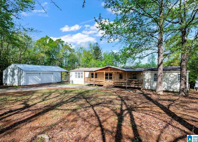 Property at 1340 Homestead Rd, Hayden, AL 35079, 3 beds, 2 baths