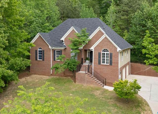 Property at 192 Silverleaf Dr, Pelham, AL 35124, 3 beds, 3 baths