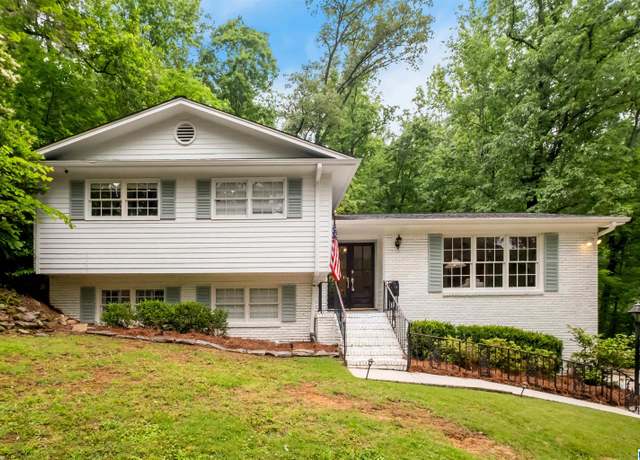 Property at 2208 Garland Dr, Vestavia Hills, AL 35216, 5 beds, 3 baths