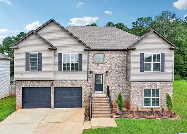 Property at 5078 Meadow Lake Crst, Bessemer, AL 35020, 5 beds, 3 baths