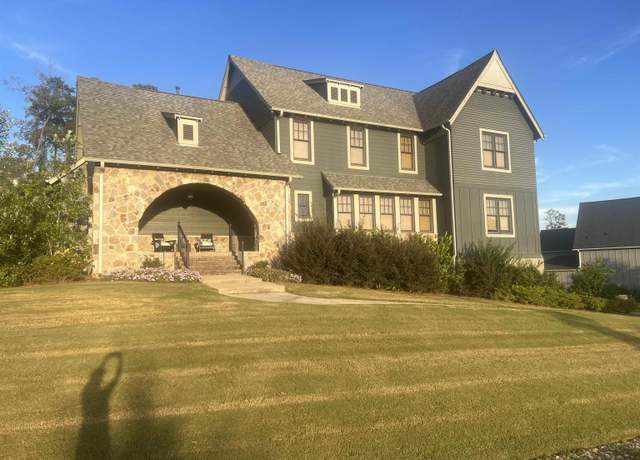 Property at 2400 Blackridge Dr, Hoover, AL 35244, 5 beds, 5 baths