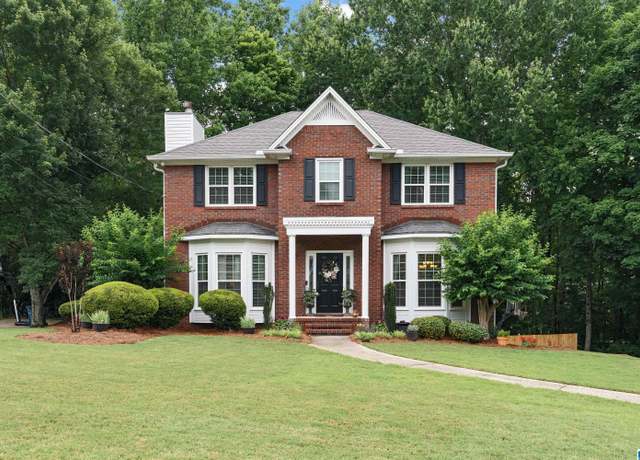 Property at 1963 Russet Hill Ln, Hoover, AL 35244, 4 beds, 3 baths