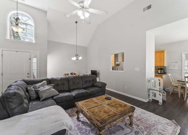 Property at 2165 Forest Lakes Ln, Sterrett, AL 35147, 3 beds, 2 baths